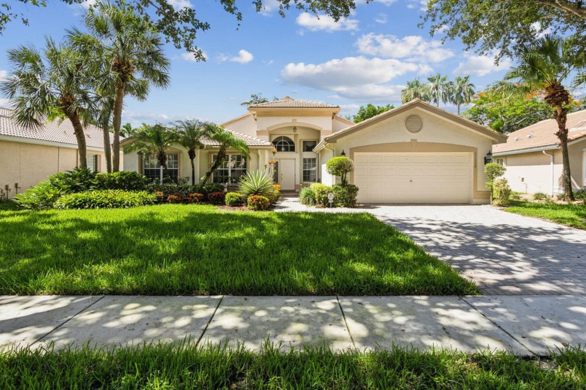 GORGEOUS, METICULOUSLY MAINTAINED HIGHLY DESIRABLE GRANADA - Beach Home for sale in Boynton Beach, Florida on Beachhouse.com