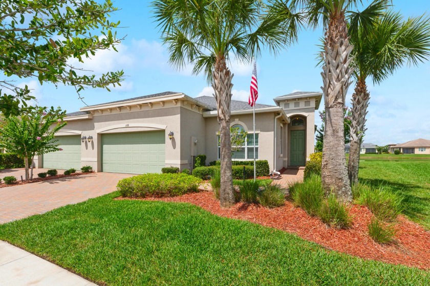 PHENOMENAL waterfront views from the spacious patio (14 x 8 feet - Beach Home for sale in Port Saint Lucie, Florida on Beachhouse.com