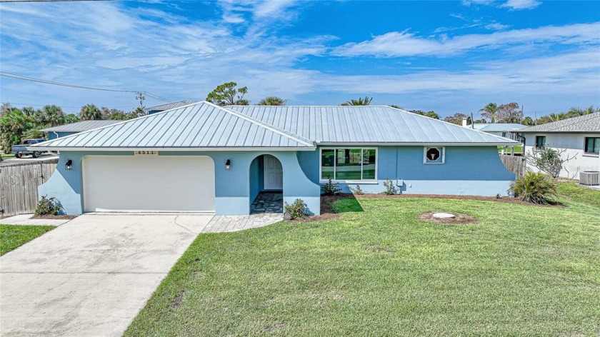 Welcome to this charming and unique 2-bedroom, 2-bathroom home - Beach Home for sale in Port Charlotte, Florida on Beachhouse.com