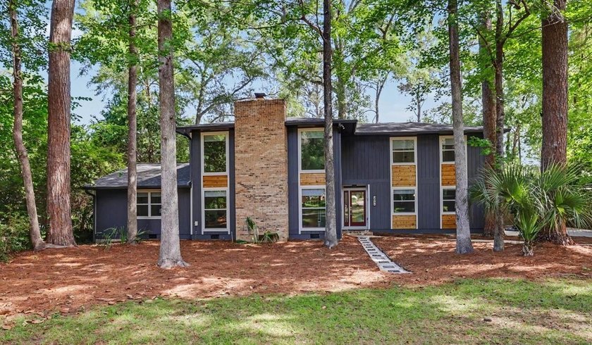 Addition/renovation 9/2018. Rarely does a home so perfectly - Beach Home for sale in Tallahassee, Florida on Beachhouse.com