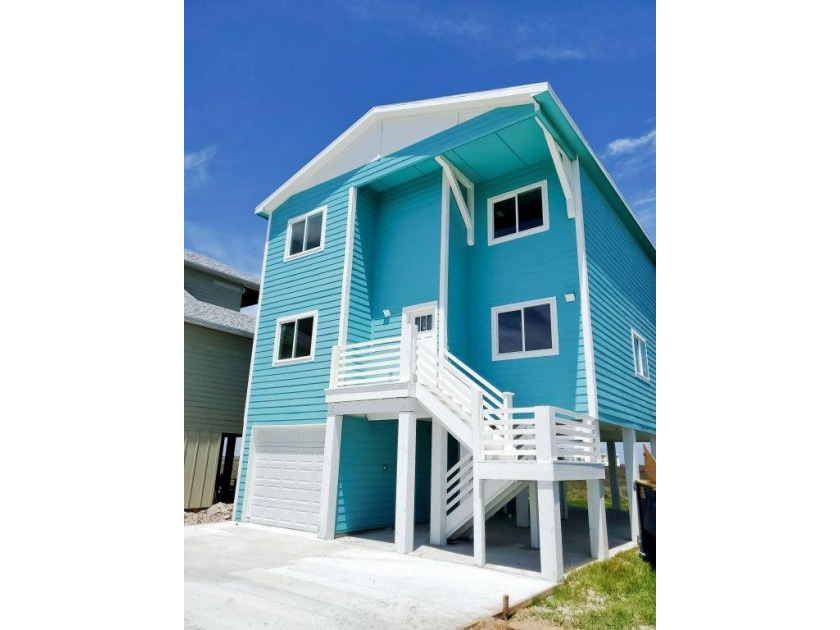 Your beach home awaits! This wonderful 3 story home is located - Beach Home for sale in Port Aransas, Texas on Beachhouse.com