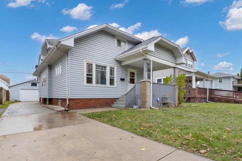 Welcome home to this newly updated 3 bedroom 2 full bathroom - Beach Home for sale in Racine, Wisconsin on Beachhouse.com