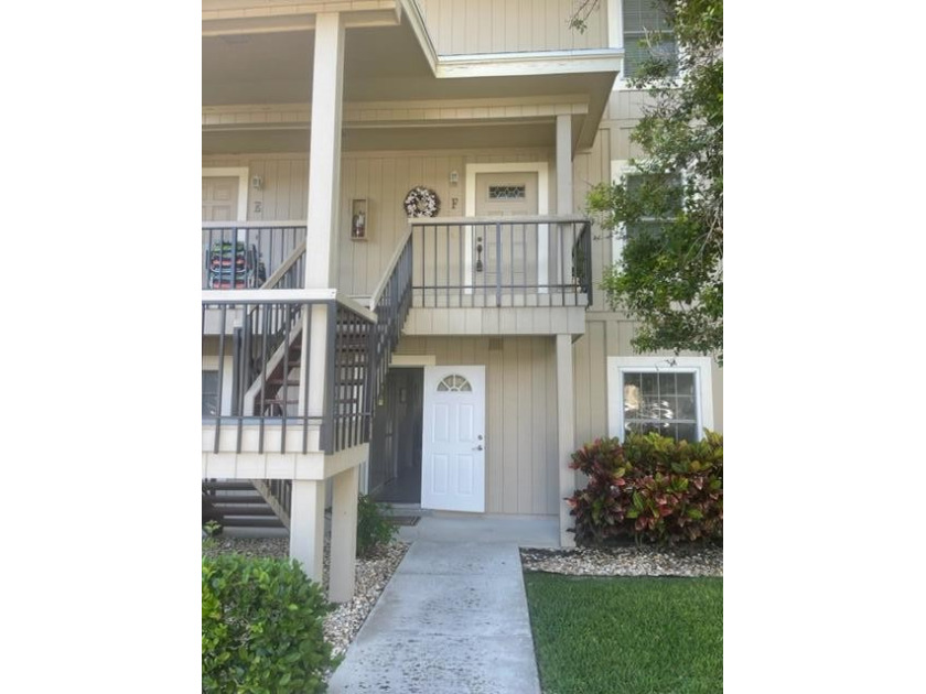 Beautiful 2 bedroom 2 and 1 half bathroom two story condo in the - Beach Townhome/Townhouse for sale in Jupiter, Florida on Beachhouse.com