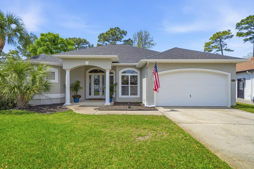 *VA LOAN ASSUMPTION AVAILABLE!* {This home is a MUST SEE IN - Beach Home for sale in Niceville, Florida on Beachhouse.com