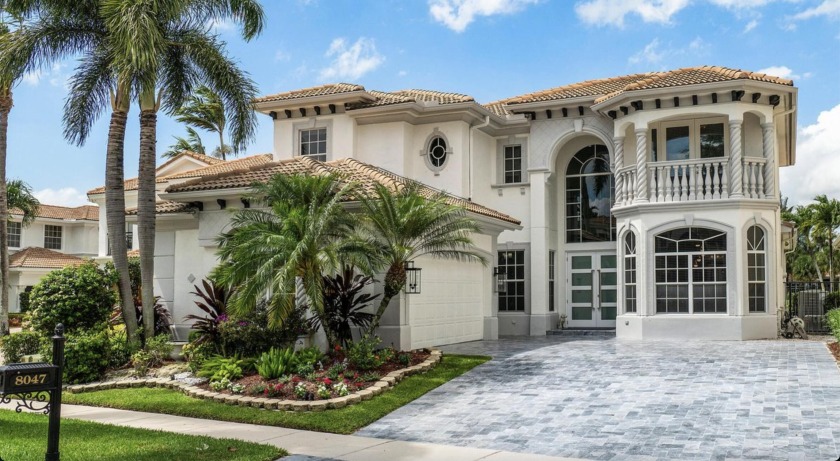This 4 bedroom 5.1 bath luxurious estate is fully renovated - Beach Home for sale in Delray Beach, Florida on Beachhouse.com