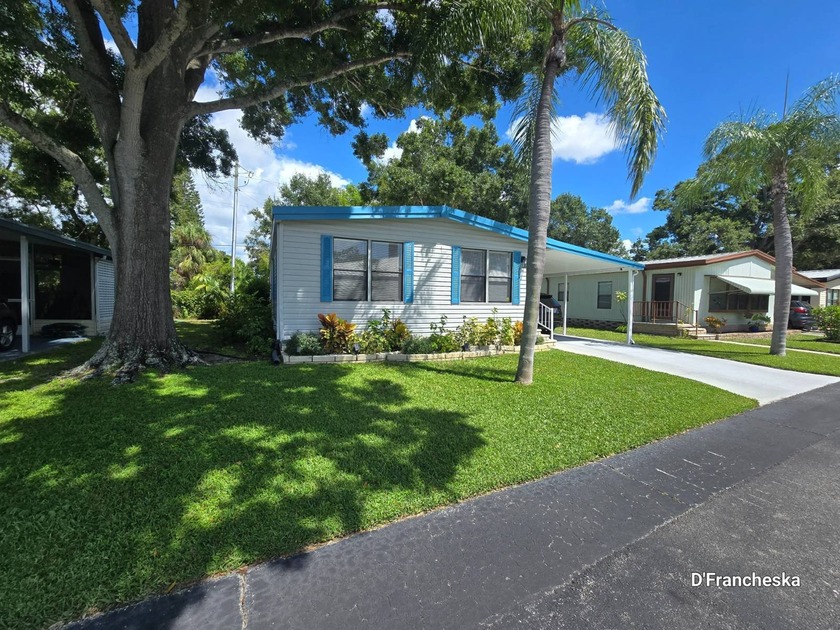 Welcome to Paradise Park - Where Coastal Comfort Meets Modern - Beach Home for sale in Largo, Florida on Beachhouse.com