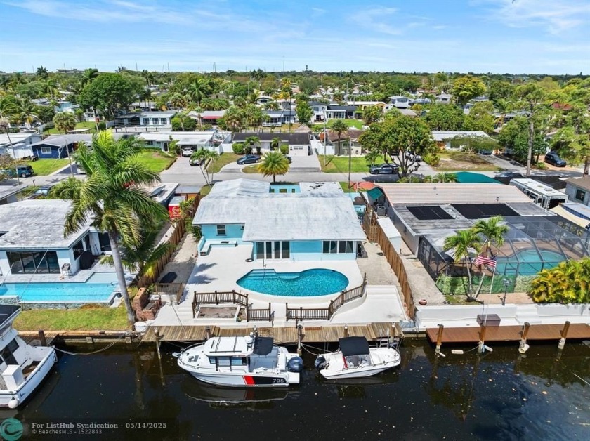 Beautiful Ft. Lauderdale waterfront home with many luxurious - Beach Home for sale in Fort Lauderdale, Florida on Beachhouse.com