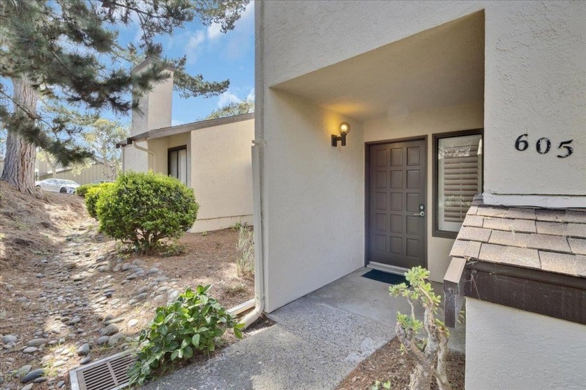If location and *Move in Ready* are two items on what your next - Beach Townhome/Townhouse for sale in Pacific Grove, California on Beachhouse.com