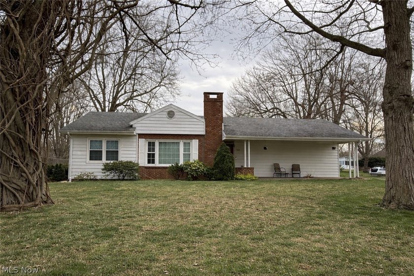 Well-maintained 2-bedroom ranch located on a quiet street in - Beach Home for sale in Ashtabula, Ohio on Beachhouse.com