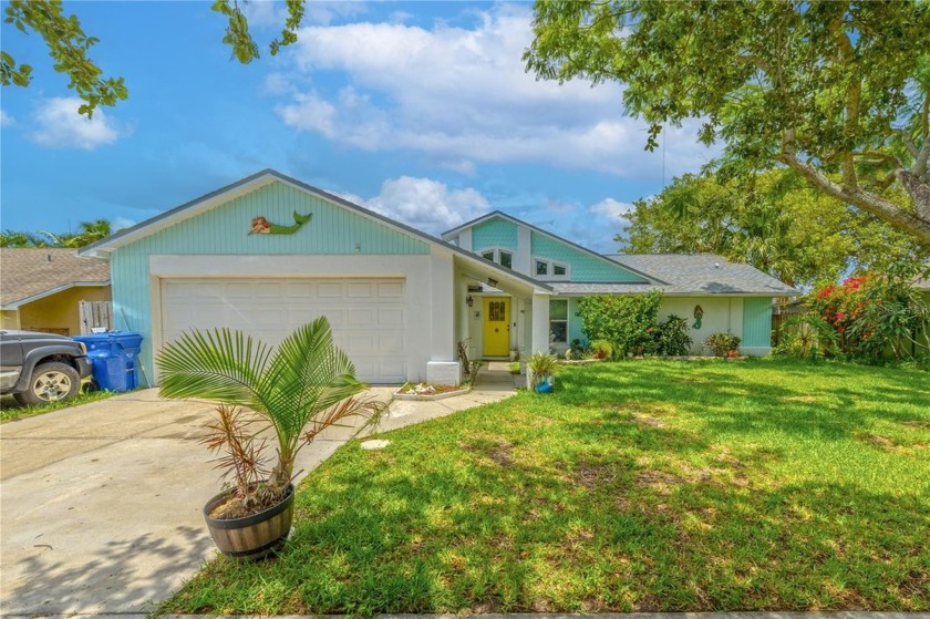 Beautifully updated home that combines Florida charm with modern - Beach Home for sale in Holiday, Florida on Beachhouse.com
