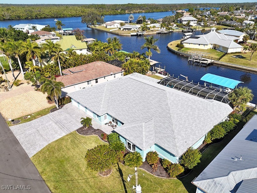 This Boater's Dream offers coveted deep-water access five houses - Beach Home for sale in Fort Myers, Florida on Beachhouse.com