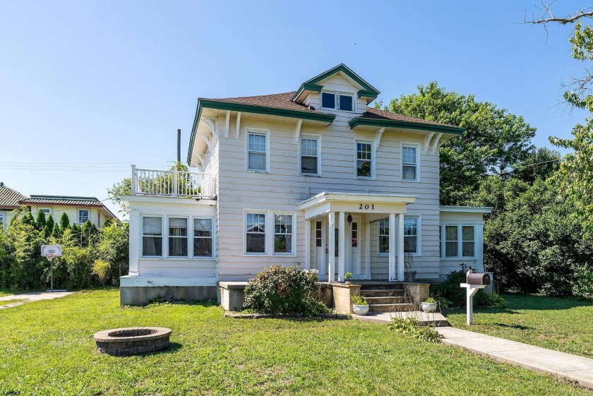 Opportunity awaits overlooking Lakes Bay, where the sunsets - Beach Home for sale in Egg Harbor Township, New Jersey on Beachhouse.com