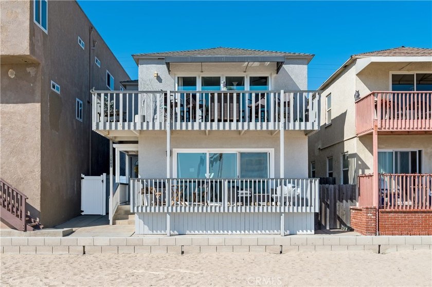 Set directly on the sand in one of Seal Beach's most desirable - Beach Townhome/Townhouse for sale in Seal Beach, California on Beachhouse.com
