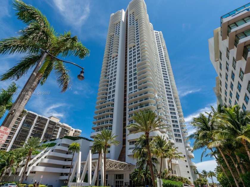 Incredible Unobstructed Ocean And City Views From This Bright - Beach Condo for sale in Miami  Beach, Florida on Beachhouse.com