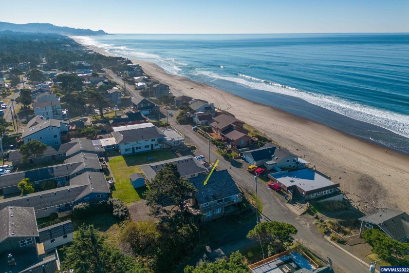 Fabulous view of the ocean located directly across from the - Beach Home for sale in Gleneden Beach, Oregon on Beachhouse.com