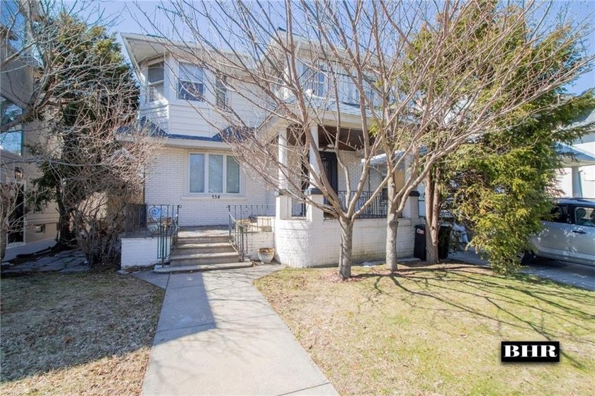 Manhattan Beach - Fully Detached Single-Family Home. 
Welcome - Beach Home for sale in Brooklyn, New York on Beachhouse.com