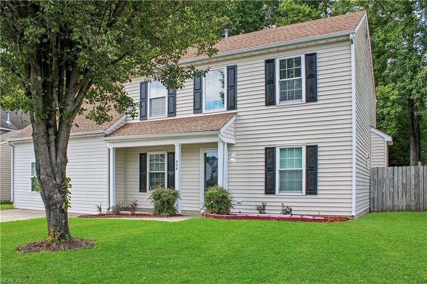 Discover your new home on Chapin Wood Drive! This beautifully - Beach Home for sale in Newport News, Virginia on Beachhouse.com