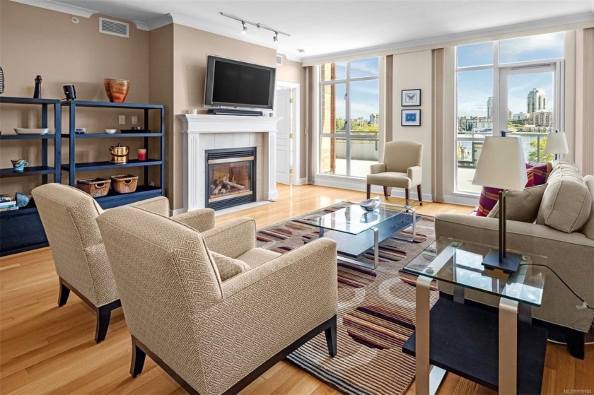 Bright, immaculately kept 2 bed 2 bath luxury home on inner - Beach Condo for sale in Victoria,  on Beachhouse.com