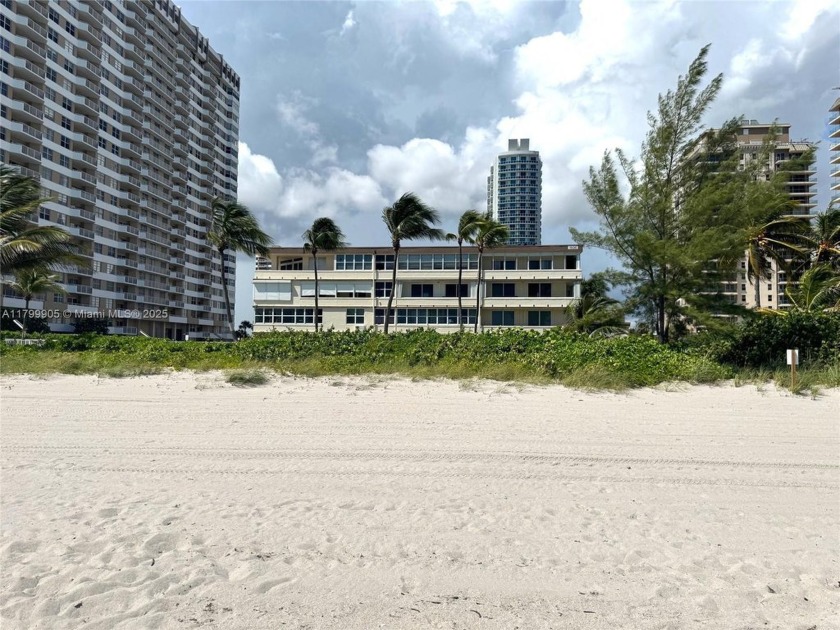 Lovely large 1 BED 1 BATH in a 55+ CO-OP Oceanfront building in - Beach Other for sale in Hallandale Beach, Florida on Beachhouse.com