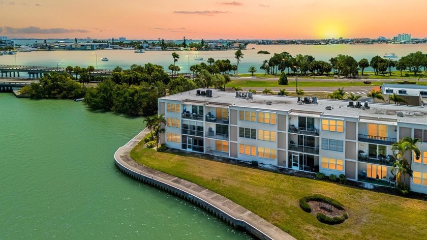 Wonderful water views from both the front and back highlight - Beach Condo for sale in South Pasadena, Florida on Beachhouse.com