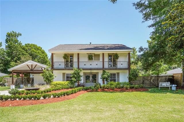 French Quarter-Inspired 4BD/2.5BA Dream Home with Saltwater Pool - Beach Home for sale in Mandeville, Louisiana on Beachhouse.com