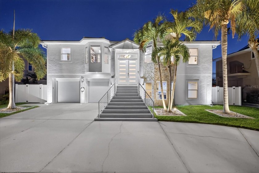 If you've been searching for a Gulf access home in Florida with - Beach Home for sale in New Port Richey, Florida on Beachhouse.com