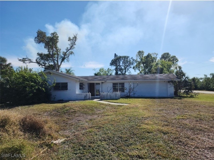 This property has been declared substantially damaged by Lee - Beach Home for sale in Fort Myers, Florida on Beachhouse.com