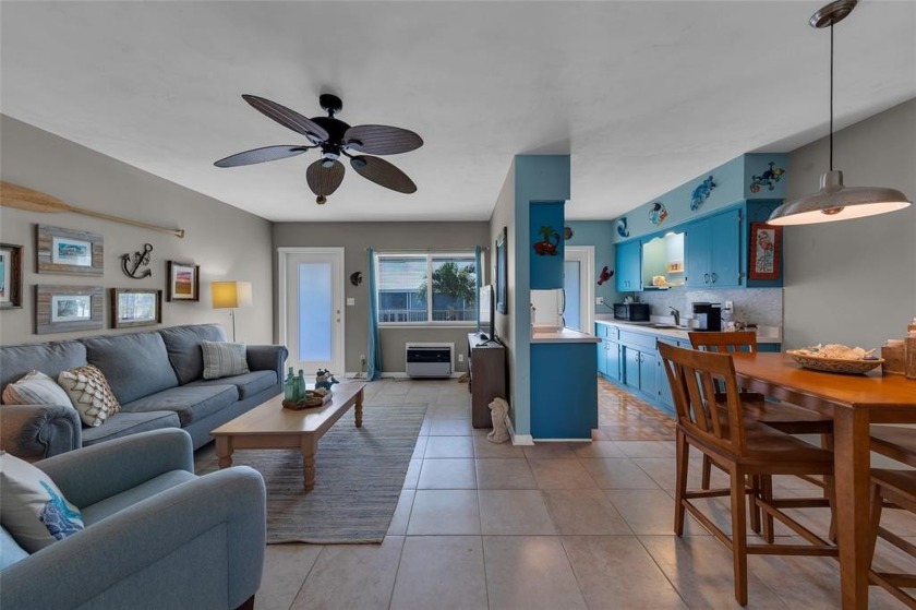 CUTE COASTAL 1 BR / 1 Bath unit located in EAST BOCA just west - Beach Condo for sale in Boca Raton, Florida on Beachhouse.com