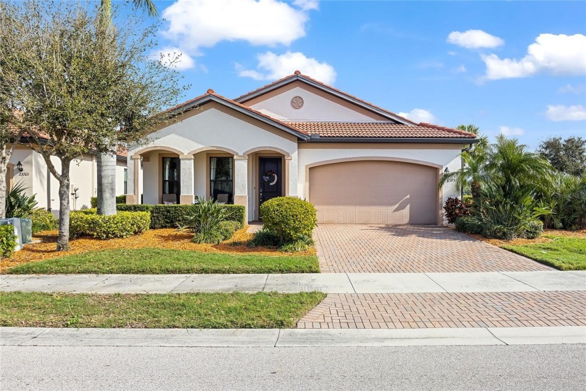 ($20,000 PRICE REDUCTION) (DEEDED GOLF MEMBERSHIP) Experience - Beach Home for sale in Venice, Florida on Beachhouse.com