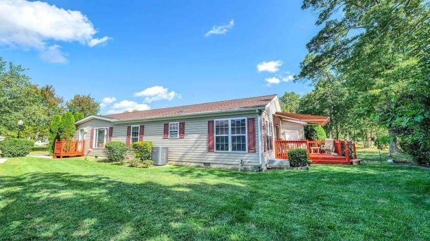This is one of the nicest homes located in The Fairways. An - Beach Home for sale in Mays Landing, New Jersey on Beachhouse.com