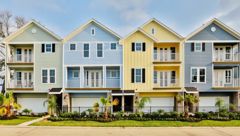 The Belize Townhome is a three-story townhome featuring 3 - Beach Townhome/Townhouse for sale in League City, Texas on Beachhouse.com