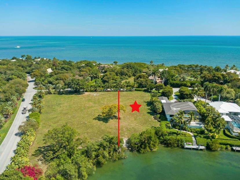 Beautiful 31,000sf canal front lot in the prestigious Sunrise - Beach Lot for sale in Key Largo, Florida on Beachhouse.com