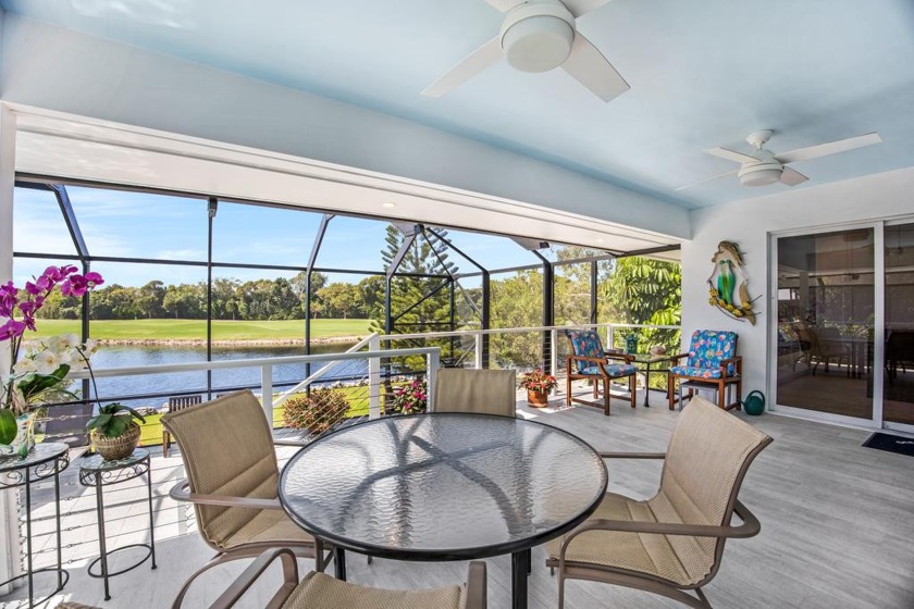 This lakefront family home is tucked away on a cul-de-sac with a - Beach Home for sale in Key Largo, Florida on Beachhouse.com