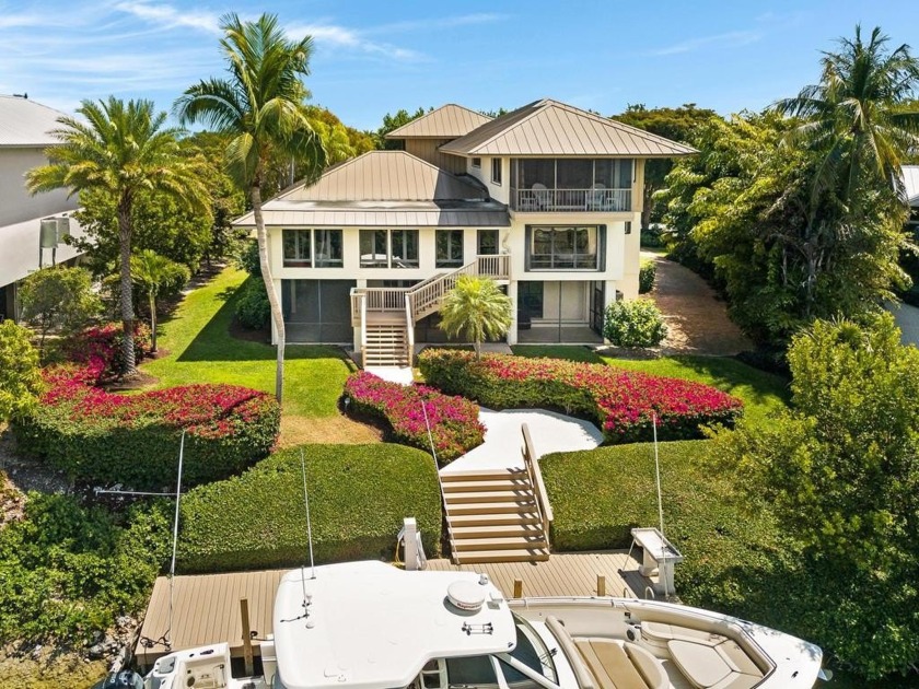 Wonderfully refreshed! Beautifully decorated four bedroom - Beach Home for sale in Key Largo, Florida on Beachhouse.com