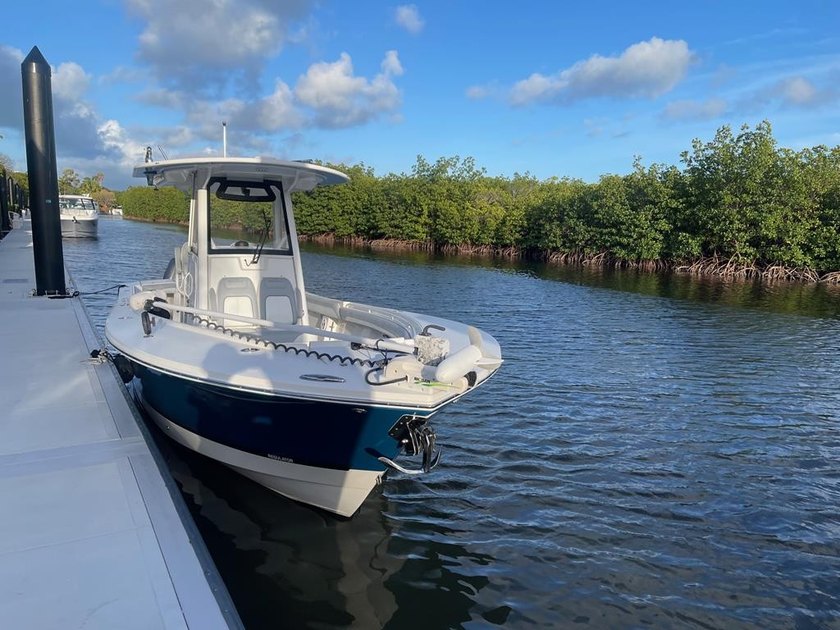This 48' along side dock is idelly located within the private - Beach Other for sale in Key Largo, Florida on Beachhouse.com