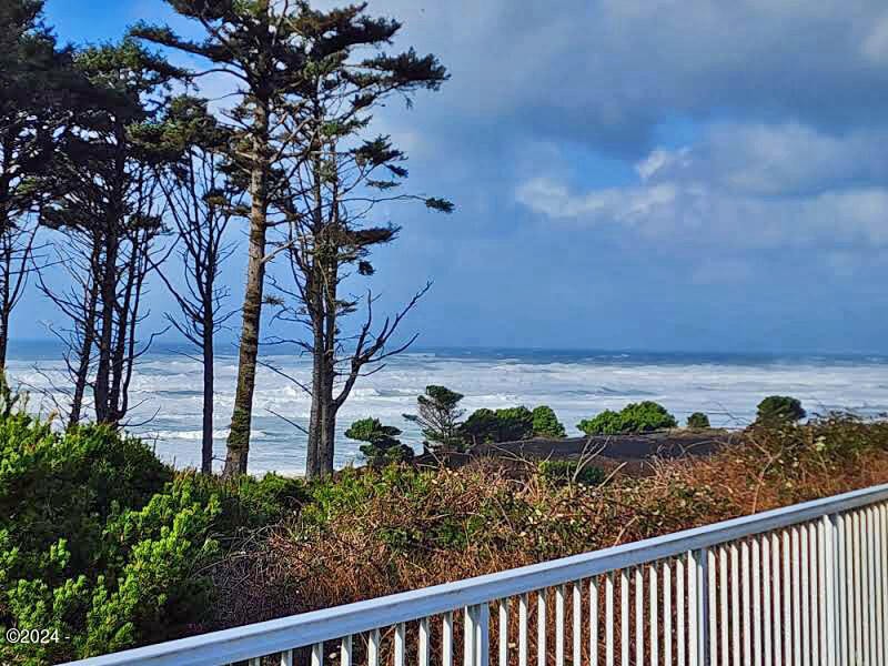 Enjoy ocean views from your coach and deck on this pull in lot - Beach Lot for sale in Newport, Oregon on Beachhouse.com