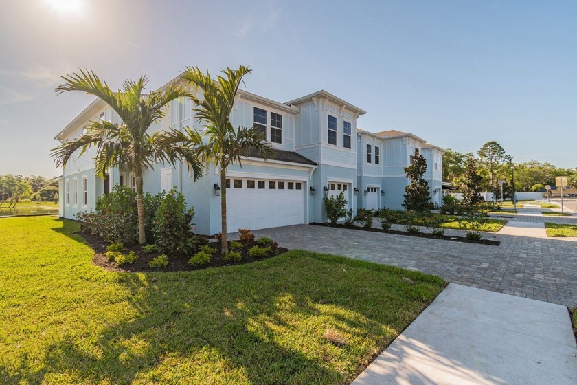 Enter the Lido and you'll feel like you're steps away from the - Beach Townhome/Townhouse for sale in Sarasota, Florida on Beachhouse.com