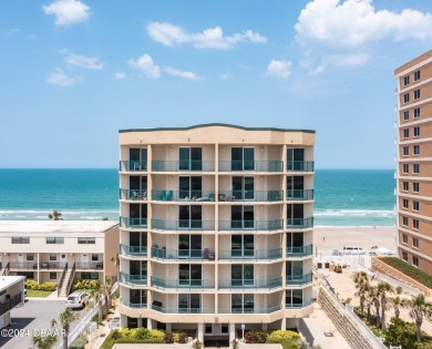 Beach Condo For Sale in Daytona Beach, Florida