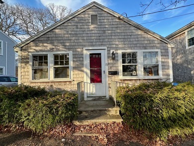 Beach Home Sale Pending in Teaticket, Massachusetts