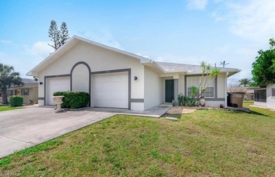 Beach Townhome/Townhouse For Sale in Cape Coral, Florida