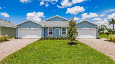 Beach Townhome/Townhouse For Sale in Punta Gorda, Florida