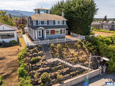Beach Home For Sale in Port Angeles, Washington