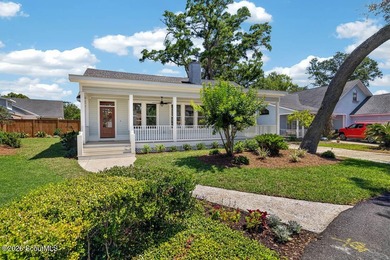 Beach Home For Sale in Saint Simons, Georgia