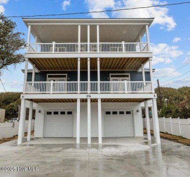 Beach Townhome/Townhouse For Sale in Salter Path, North Carolina