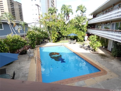 Beach Condo For Sale in Honolulu, Hawaii