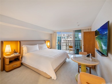 Beach Condo For Sale in Honolulu, Hawaii