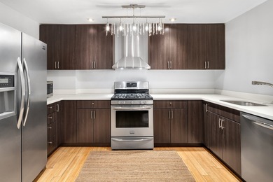 Beach Home For Sale in New York, New York