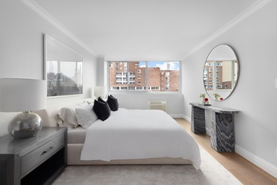 Beach Apartment For Sale in New York, New York