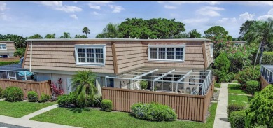 Beach Townhome/Townhouse For Sale in Palm Beach Gardens, Florida