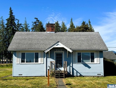Beach Home For Sale in Port Angeles, Washington